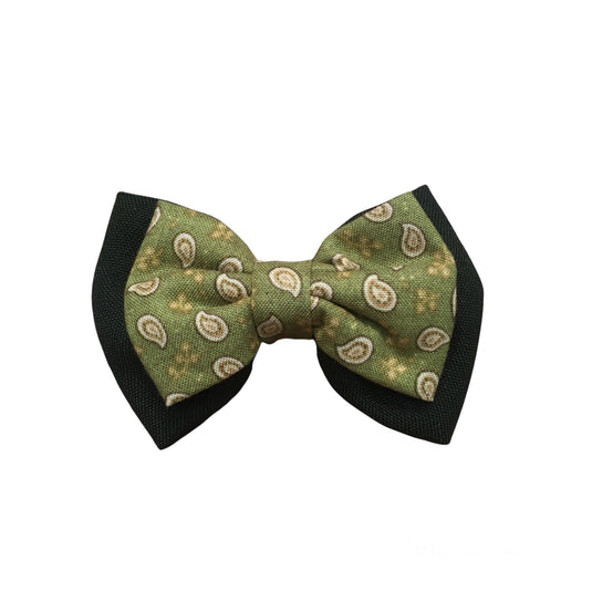 Bowtie for dogs and cats without collar