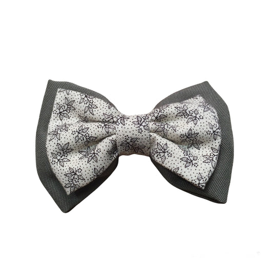 Bowtie for dogs and cats without collar