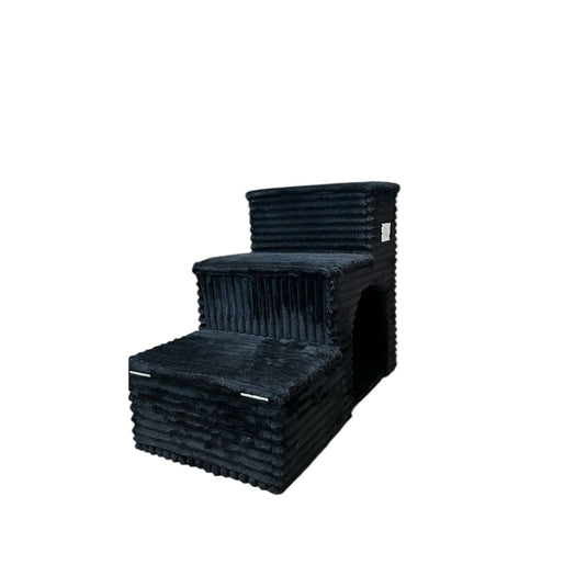 Escalera tipo iglú con cajón.