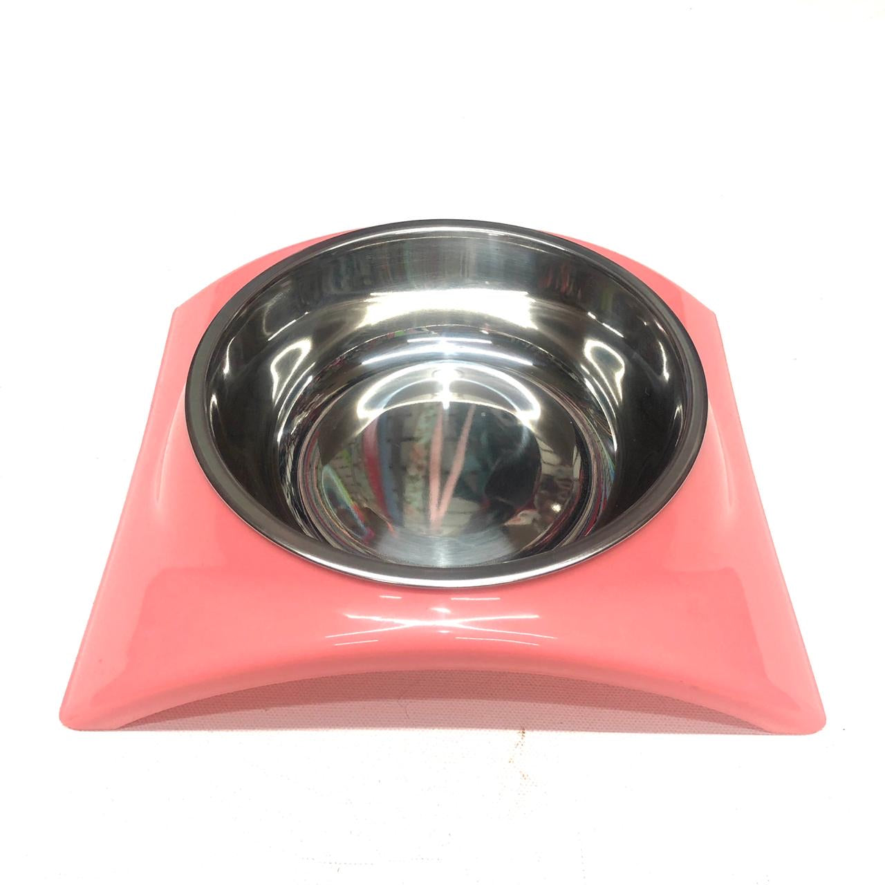 Steel feeder with plastic base